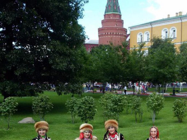 На Красной Площади прошли съемки клипа фольклорного коллектива из Башкирии 