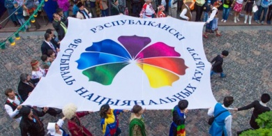В Гродно проходит выставка народных костюмов диаспор, проживающих в Беларуси