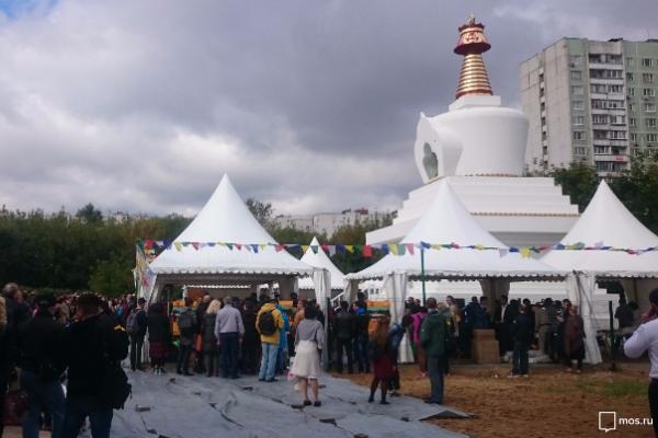 В Москве открыта первая буддийская Ступа Просветления