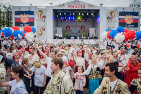 Прошел большой фестиваль «Многонациональная Россия»