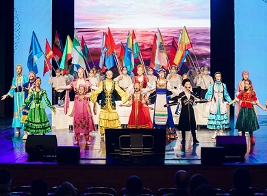 Труд: Ассамблея народов России пришла в регионы