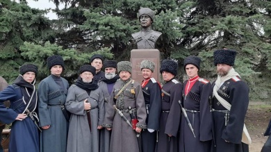 В станице Кавказской Краснодарского края состоялось открытие памятного бюста Ф.И.Елисееву