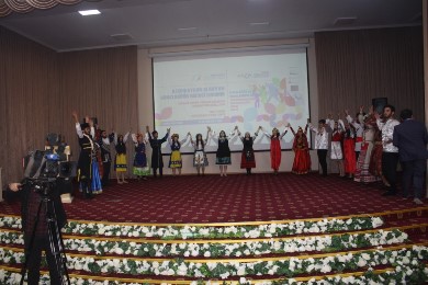 В Баку состоялся Первый Форум азербайджано-славянской молодежи