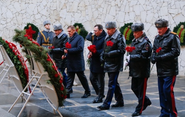 В Волгограде почтили память защитников Сталинграда