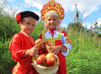 Обрядовый фестиваль пройдет в Брянске на Яблочный спас