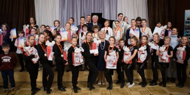 Фестиваль «Горячее сердце» завершился гала-концертом в Московском доме национальностей