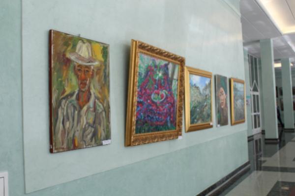 В Государственной Думе России открылась выставка художников Дагестана 