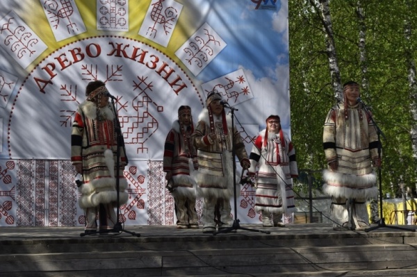 Вепсы из разных регионов приедут на праздник "Древо жизни" в Ленинградской области