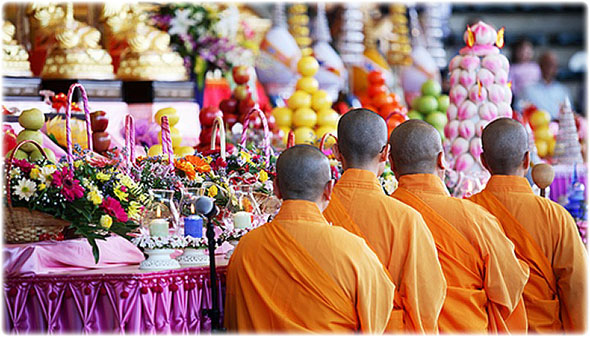 Буддисты отметят в Москве праздник тысячи подношений