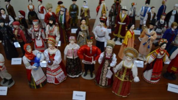 В рамках фестиваля «Многонациональная Россия» пройдет выставка кукол в костюмах народов России