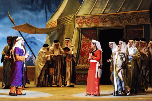 Наши друзья и коллеги с "Вестника Кавказа" представили замечательный сюжет о создании мугам-оперы "Лейли и Меджнун"